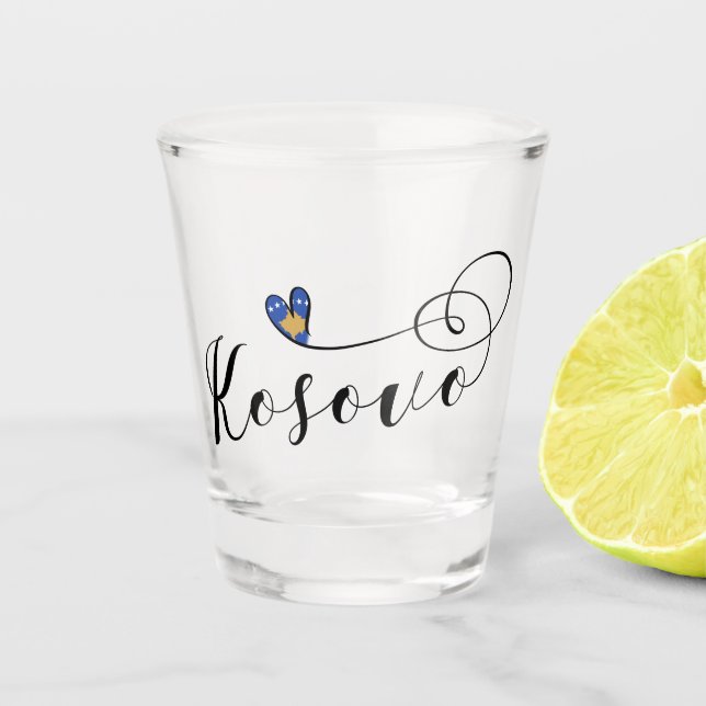 Kosovo-Flaggenherz, I Liebe Kosovo, Kosovo Schnapsglas (Vorderseite)