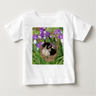 Kostbare Körbe für Baby Bunnies Baby T-shirt