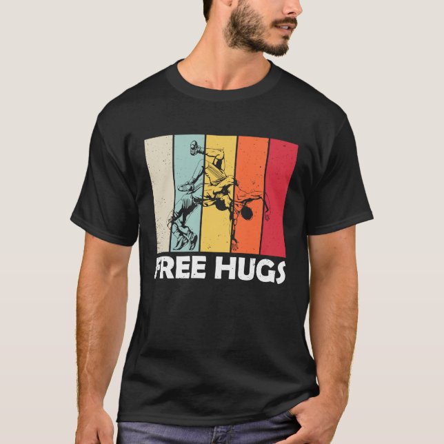 Kostenloser Wrestling für Hugs Pro Wrestler T-Shirt (Vorderseite)