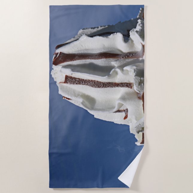 Köstliche Eiscreme in der Sky-Fotografie Strandtuch (Vorderseite)