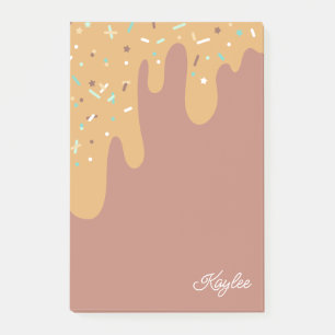 Köstlicher Caramel-Zuckerguss sprinklert Ihren Nam Post-it Klebezettel