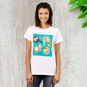 Köstliches Frühstück Pancakes Eierkuchen Kaffee T-Shirt