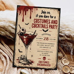 Kostüme und Cocktails Erwachsene Halloween-Party Einladung