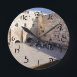 Kotel - Hebräische Schriftzeichen Runde Wanduhr<br><div class="desc">Der "Hebräische Essentials,  Consumer Marketplace" bietet ein Shopping-Erlebnis,  da Sie sonst nirgends einen finden werden. Unsere Spezialität ist Hebräisch,  und in unserem Geschäft finden Sie Hebräisch in Blockschrift,  Schrift und Rashi-Schrift. Erzählen Sie Ihren Freunden von uns und schicken Sie ihnen unseren Link: http://www.zazzle.com/HebrewNames?rf=238549869542096443* GENIESSEN SIE IHREN BESUCH!</div>