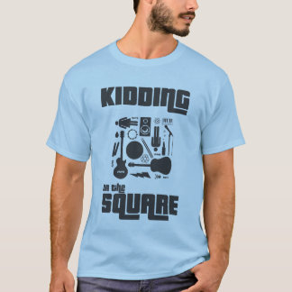 KOTS in einem Kasten T-Shirt