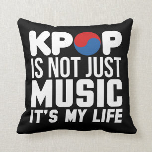 Kpop ist meine Leben-Slogan-Grafiken (dunkel) Kissen