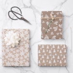 Kraft Country Christmas Designs White Geschenkpapier Set<br><div class="desc">Imitate Kraftland Weihnachtsdesigns in Weiß . Schneeflocke,  Heilige und Weihnachtsbaum.</div>