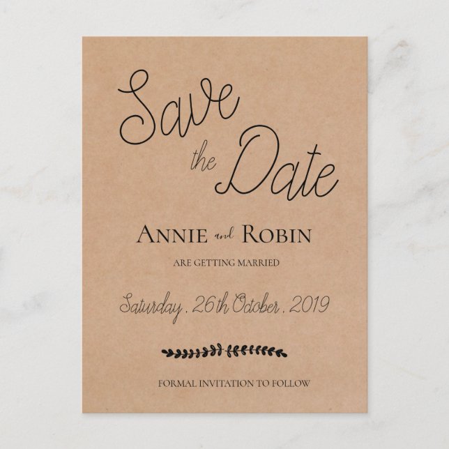 Kraft Paper Custom Script Wedding Save the Date Postkarte (Vorderseite)