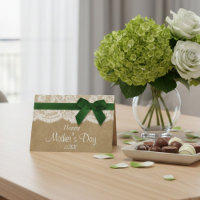 Kraft, Spitzen und Grüner Tag der Mutter glücklich