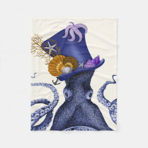 Kraken mit nautischem Hut Fleecedecke