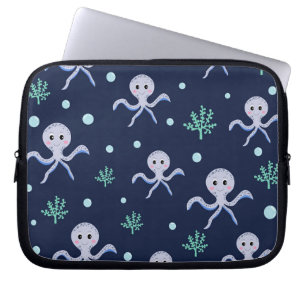 Kraken unter dem Meereskidsmuster Laptopschutzhülle