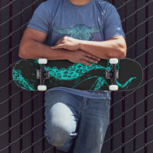 Krakenarme aqua auf schwarzem Skateboard