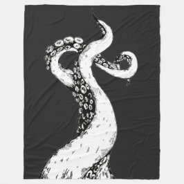 Krakenarme auf schwarzer Decke