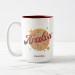 Kraków Krakau Stadt Polen Retro Vintage Postkarte Zweifarbige Tasse<br><div class="desc">Krakau Krakau Stadt,  Polen,  Retro Vintag Design mit einer Diskothek in hellbraunen,  rosa und hellblauen Tönen. Diese wunderschöne Tasse ist ein Geschenk oder Andenken für Krakauer Stadtbewohner,  Besucher,  Touristen oder Fans.</div>