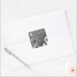 KRAMPUS & NAUGHTY KINDER, BEÄNGSTIGENDE CHRISTMAS  QUADRATISCHER AUFKLEBER<br><div class="desc">WENN DU HEUTE BIST,  ZIEHE NACH DEM KRAMPUS. URLAUBSTICKER *Anpassen ... . Suchen nach übereinstimmenden Elementen - Susan Brack Designs</div>