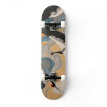 Krane in die Höhe über dem Fluss