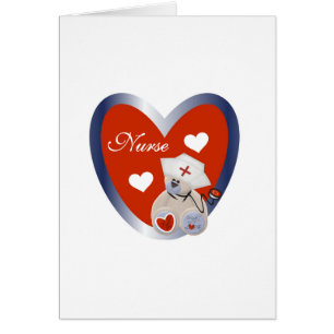 Krankenbär mit Herz-T - Shirt und Geschenken