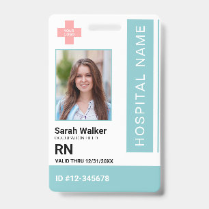 Krankenhaus-Mitarbeiter mit medizinischer ID-Foto Ausweis
