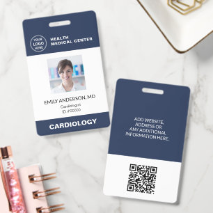 Krankenhausklinik-Arzt-Mitarbeiter-QR-Code-ID-Ausw Ausweis
