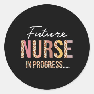 Krankenpflege im Gange Krankenpflege Schüler Zukun Runder Aufkleber