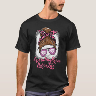 Krankenpflege im Operationssaal für weibliche Kran T-Shirt