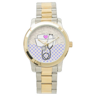 Krankenpflegerkap und Stethoskop Armbanduhr