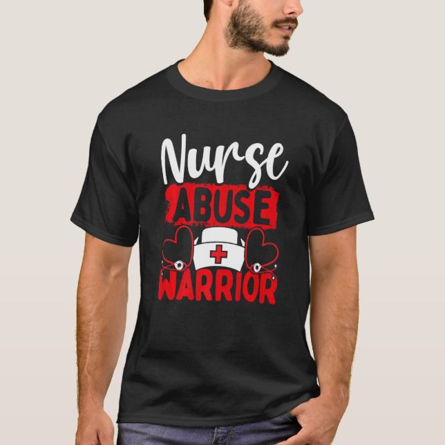 Krankenpflegerüberlebende Stethoscope Fighter Nurs T-Shirt (Vorderseite)