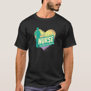 Krankenpflegeschule für Vintagen Abschluss T-Shirt