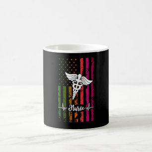 Krankenschwester Amerikanische Tie Dye Flagge Usa Kaffeetasse
