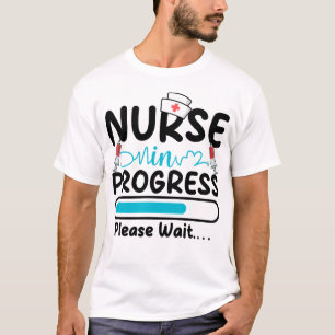 Krankenschwester in Ausbildung Männer beladen T-Shirt