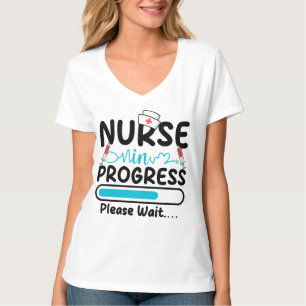Krankenschwester in Bearbeitung Wird geladen Fraue T-Shirt