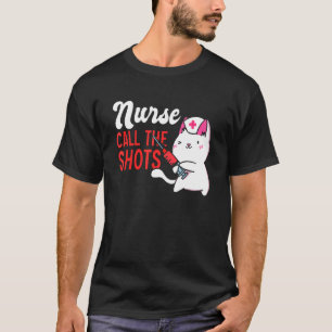 Krankenschwester Katze pflegt Kätzchen Medizin Arz T-Shirt