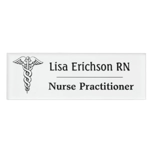 Krankenschwester-Praktiker-Namen-Umbau Namenschild