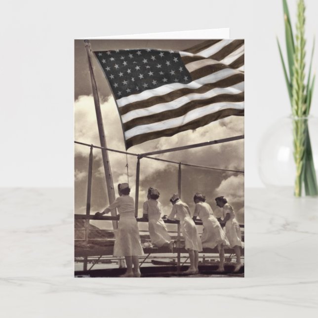 Krankenschwestern, die eine Insel 1945 betrachten Karte (Vorderseite)