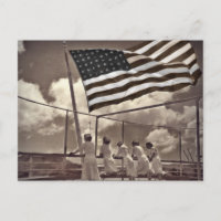 Krankenschwestern mit Blick auf eine Insel 1945