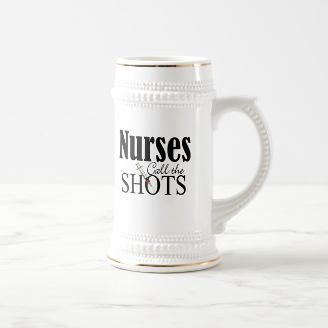 Krankenschwestern nennen die Shots Bierglas (Rechts)