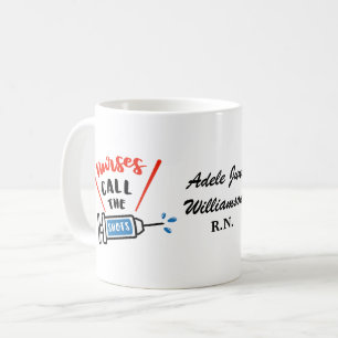 Krankenschwestern rufen die Shows mit Namen und Ti Kaffeetasse