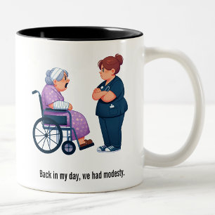 Krankenversicherung mit Feisty Granny Zweifarbige Tasse