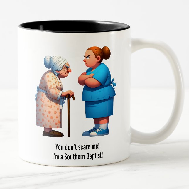 Krankenversicherung mit Feisty Granny Zweifarbige Tasse (Von Creator hochgeladen)