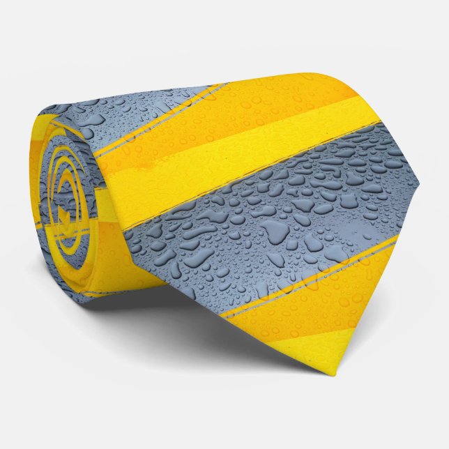 Krawatte von Seilen (Gerollt)