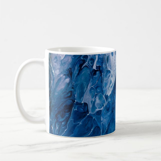 Kreativer abstrakter handgemalter Hintergrund, Wal Kaffeetasse (Links)