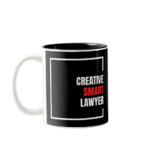 kreativer intelligenter Anwalt, weiß und rot