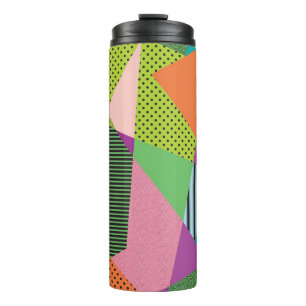Kreativer Memphis-Rahmen Moderne Gestaltung Thermosbecher