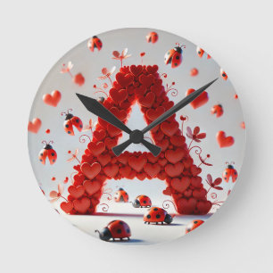 Kreatives Alphabet Buchstabe A mit Herzformen Runde Wanduhr
