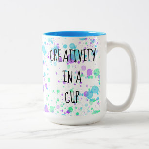 Kreativität in einer Pokalkaffee-Tasse Zweifarbige Tasse