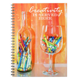 Kreativität wird hier gedient notizblock