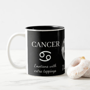 Krebs-Zodiak-Tasse mit Namen und Eigenschaften Zweifarbige Tasse