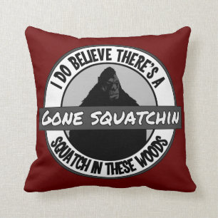 Kreis - gegangenes Squatchin - Squatch in diesem Kissen
