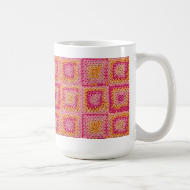 Kreis in einer quadratischen Oma-Quadrat-Tasse Kaffeetasse (Rechts)