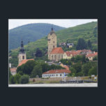 Krems an der Donau Postkarte<br><div class="desc">Krems ist sowohl eine Gemeinde als auch ein Stadtteil an der Donau im unteren Teil von Österreich - wenn Sie einen Bootsausflug durch den Wachau gemacht haben,  dann haben Sie es sicher gesehen</div>